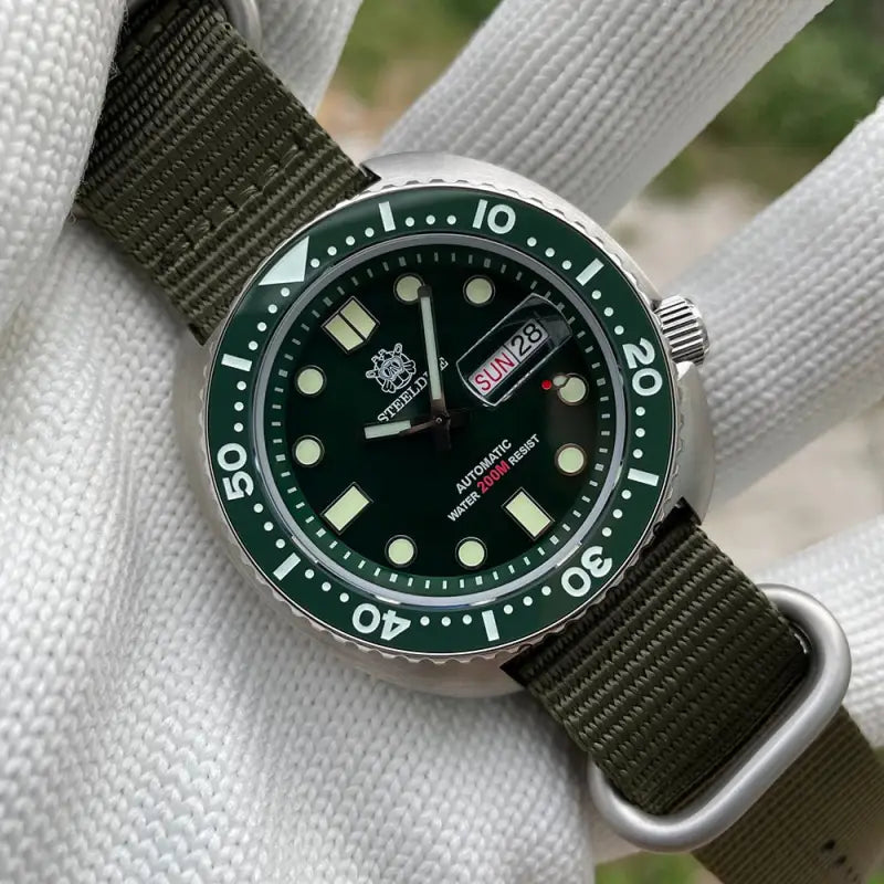 KPR Gar 45MM Automatic Week Display Dive Watch - 72GR-GN Green / China