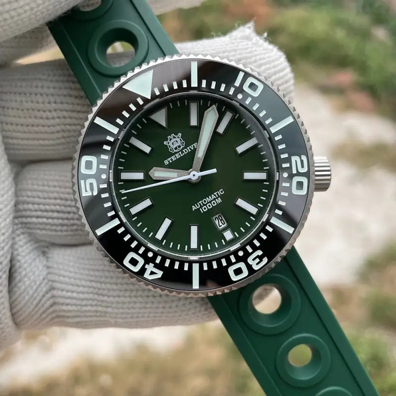 |14:10#Green Dial Black Bzl;200007763:201336100